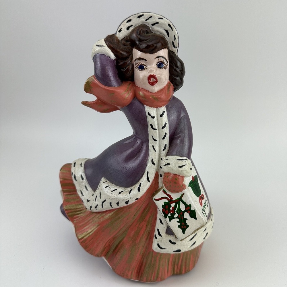Atlantic Mold Ceramic Lady Christmas Caroler Figure 7 1/2" BG Vintage 1971 Pink
